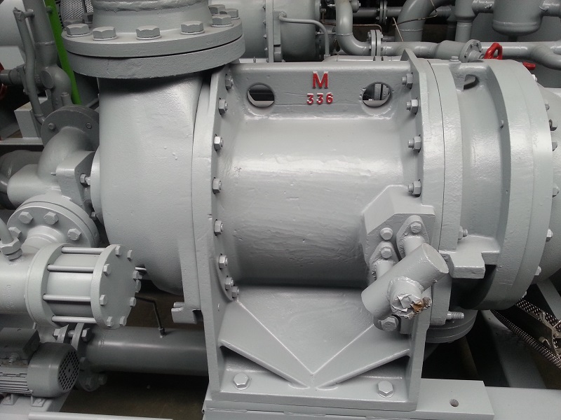 Type : VMY336M
Capaciteit: 350kW (-40C/+35C)
Motor : 315kW
Opmerking: complete compressor unit